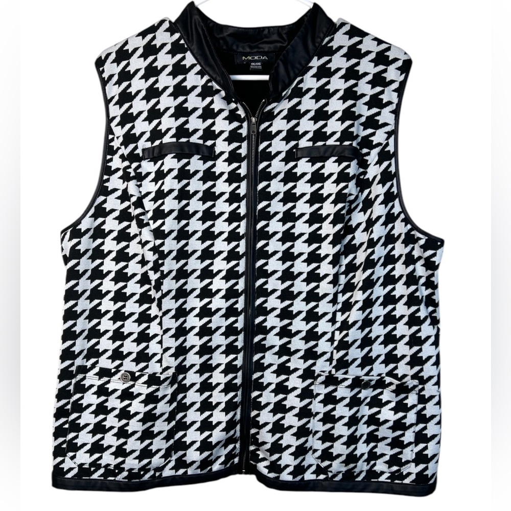 MODA Houndstooth Black & White with Faux Leather Trim Vest Women's Size XXL